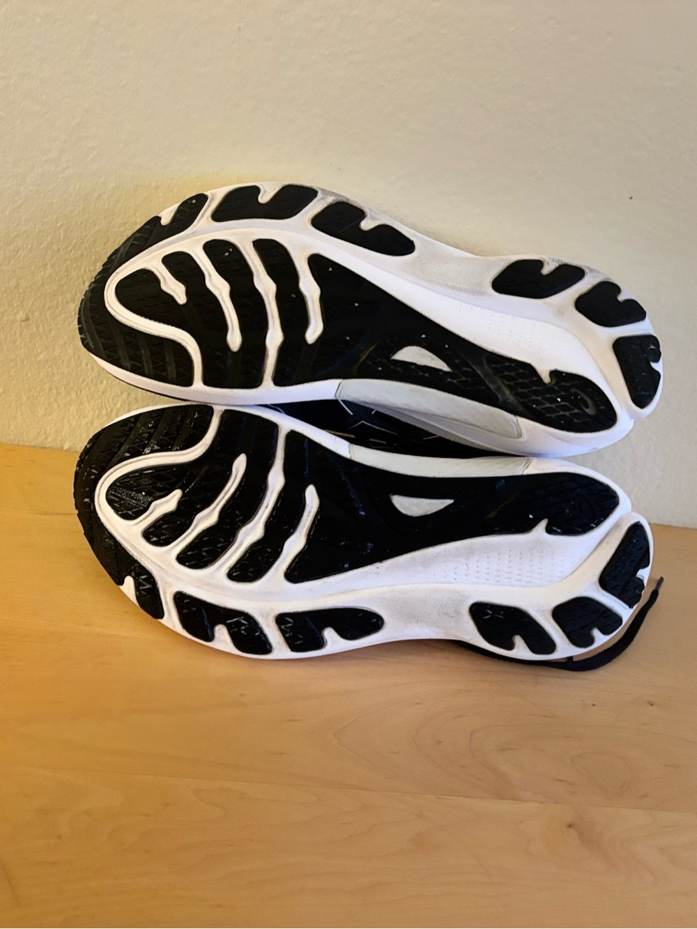 Asics Black and White Athletic Running Shoes - Picture 5 of 7